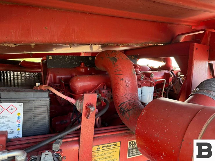 new-holland-1085-image-49