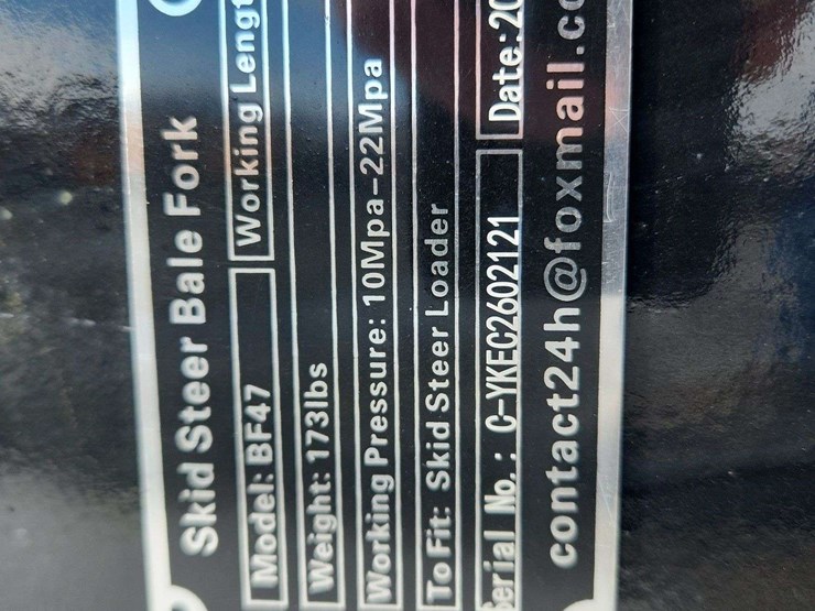 future-ft-bf47-skid-steer-bale-fork-image-2