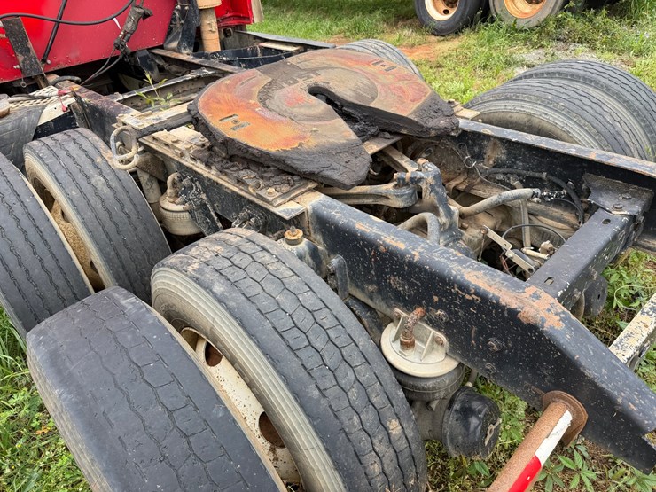 1998-kenworth-t680-image-4