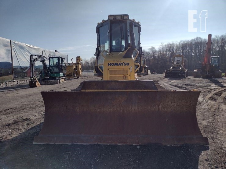 2013-komatsu-d39px-23-image-2