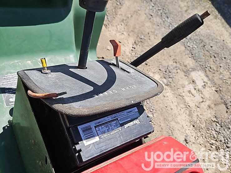 john-deere-111-image-16