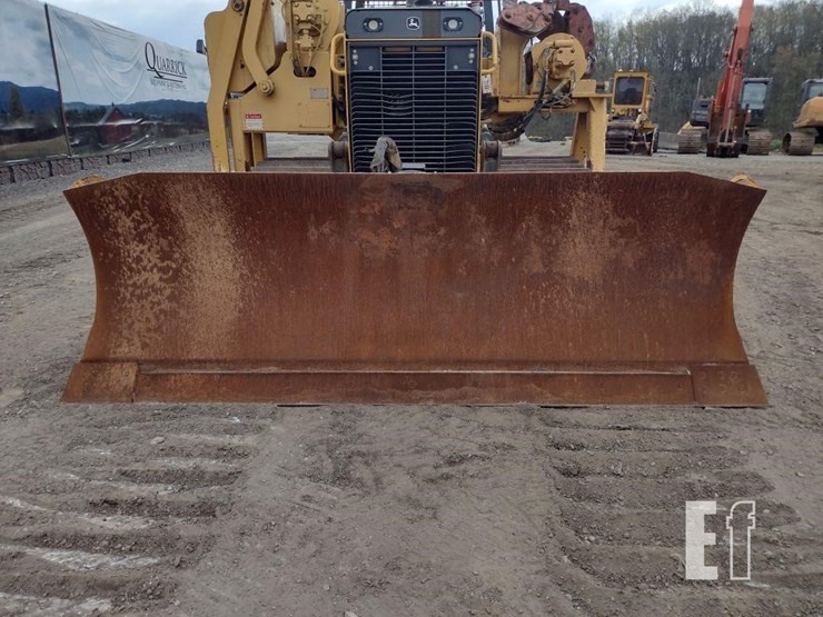 2013-deere-700k-lgp-image-29