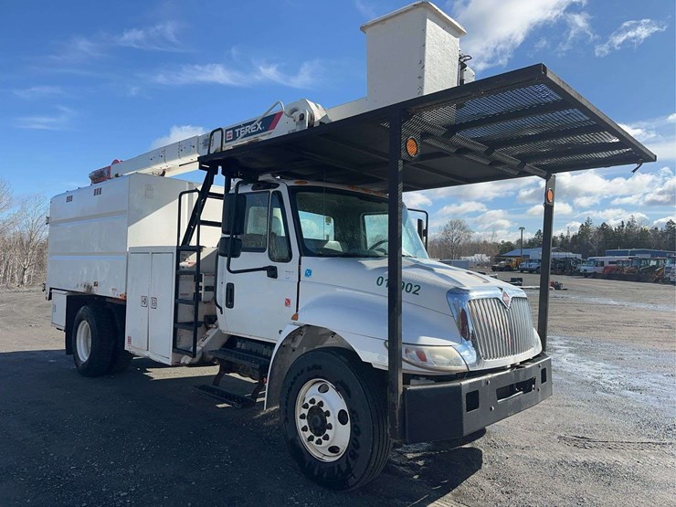 2019-international-4300-sba-image-3