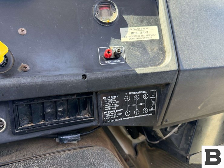 1997-international-4900-image-47