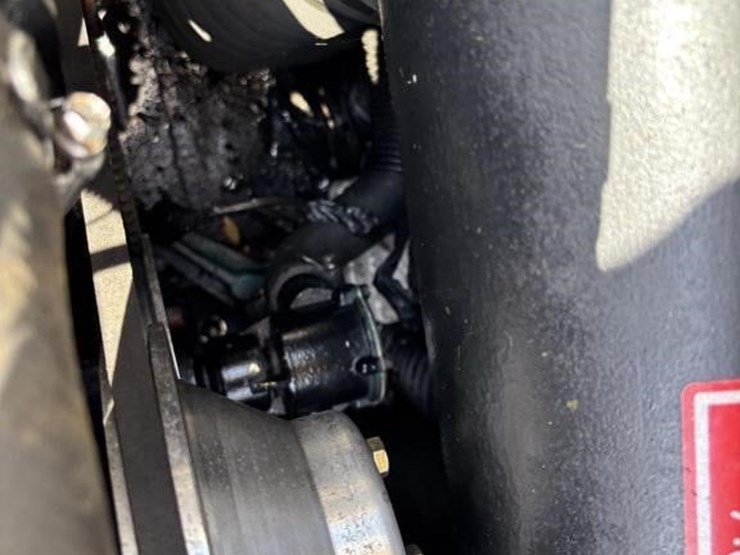 2001-unknown-trailer-image-35