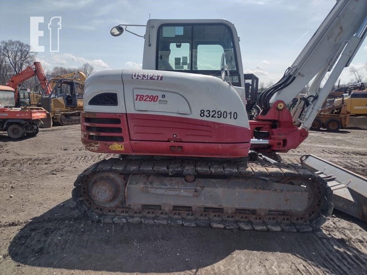 2019-takeuchi-tb290-image-26