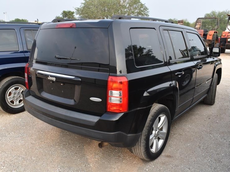 2016-jeep-patriot-image-3