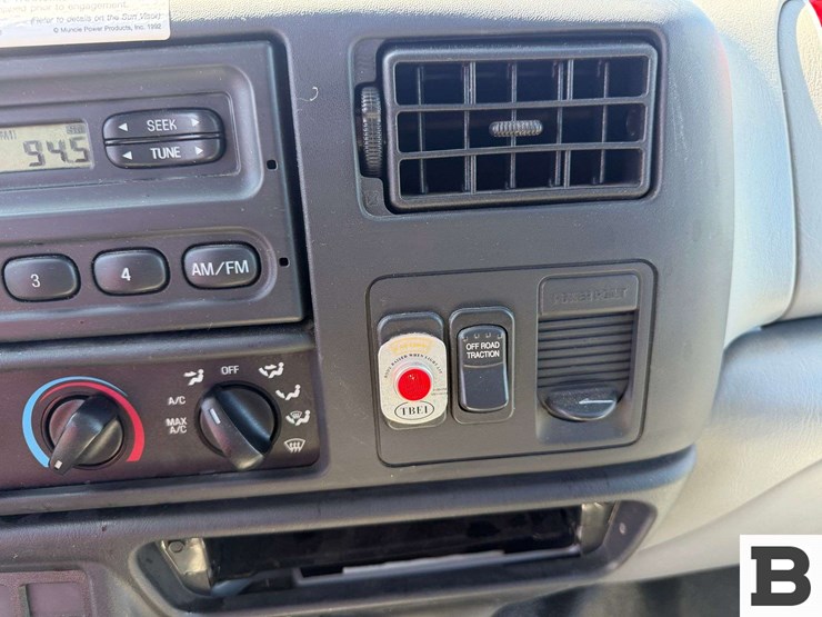 2010-ford-f750-image-54