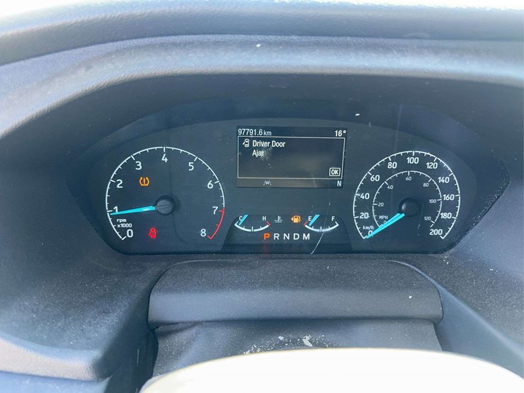 2020-ford-transit-image-21