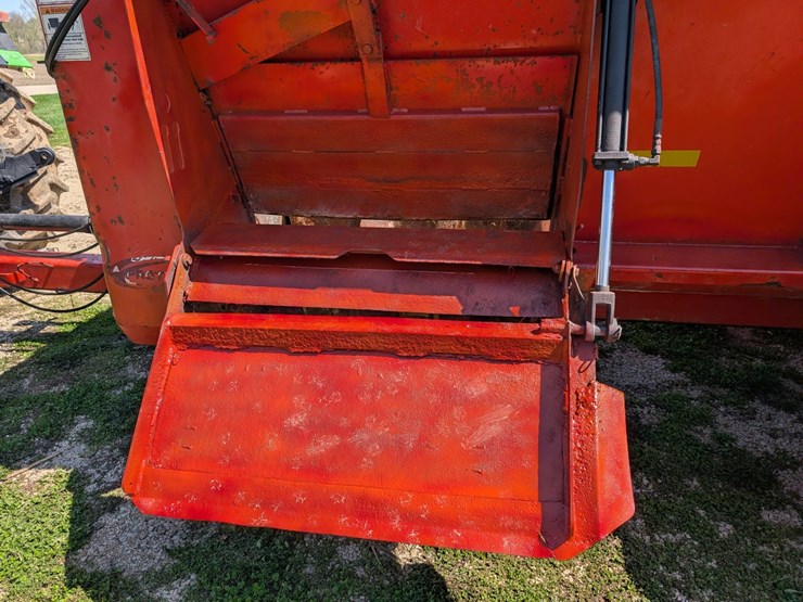 kuhn-knight-8118-image-3