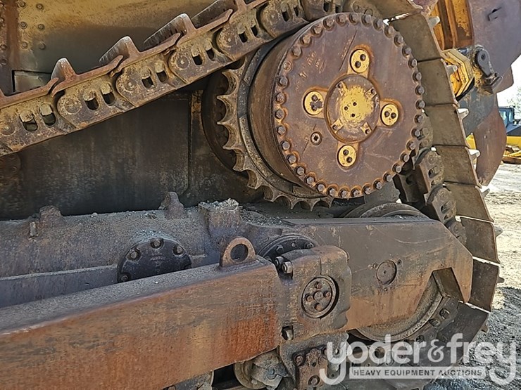 1980-caterpillar-d10-image-22
