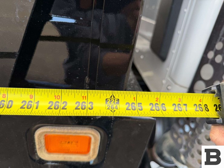 2017-kenworth-t880-image-41