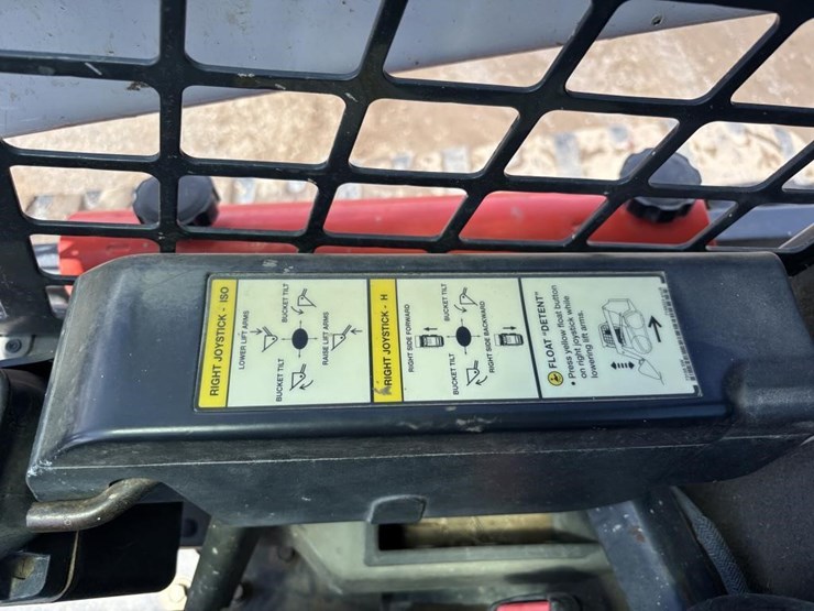 2018-bobcat-t650-image-22