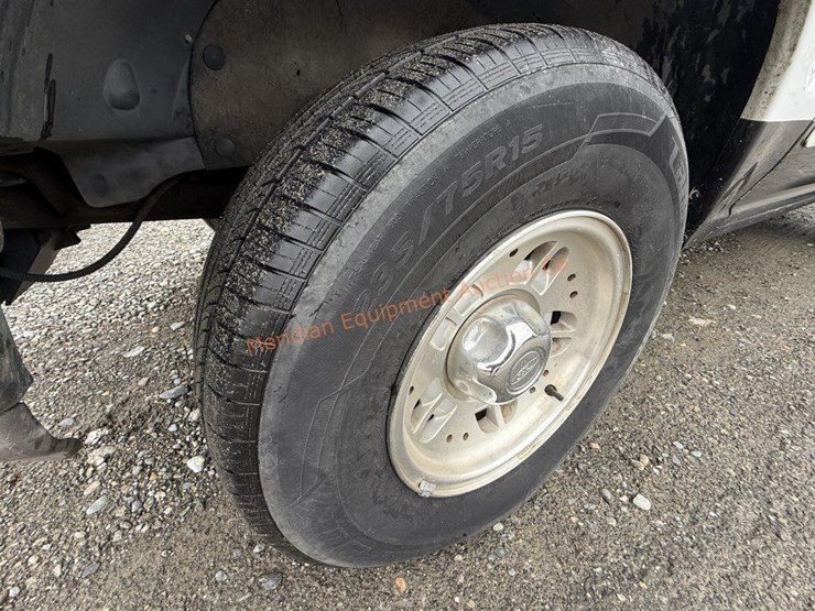 1995-ford-explorer-xlt-image-17