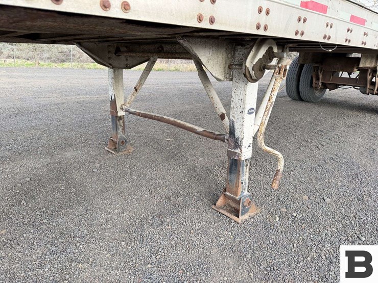 1984-fruehauf-open-top-image-11