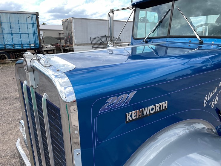 1966-kenworth-w900a-image-15
