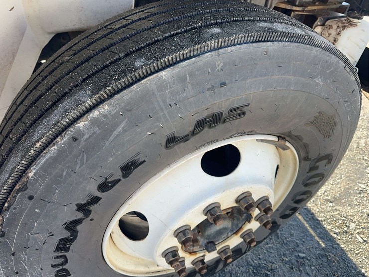 2019-international-4300-sba-image-12