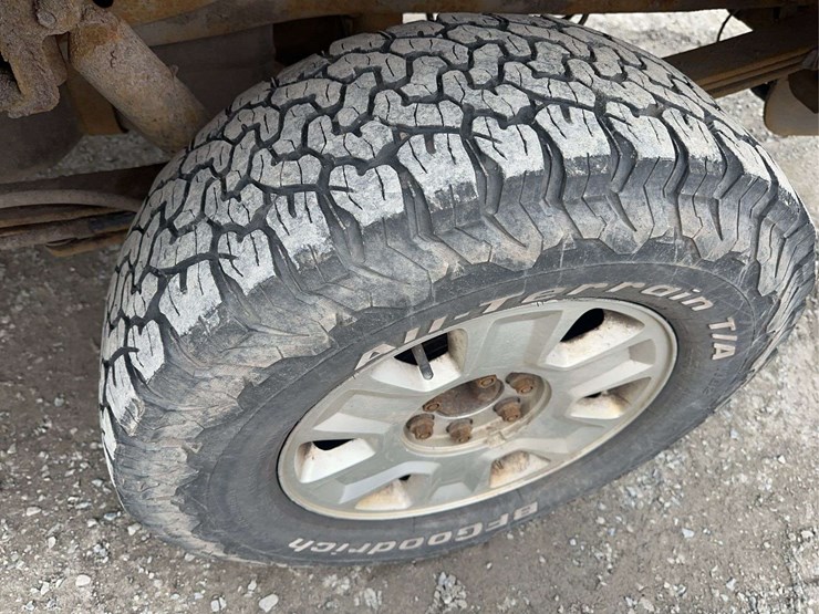 2010-ford-f150-xlt-image-10