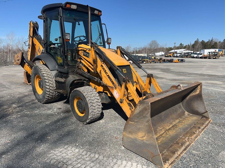 2012-jcb-3cx-image-3