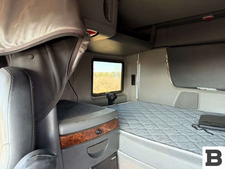 2018-international-lt-image-70