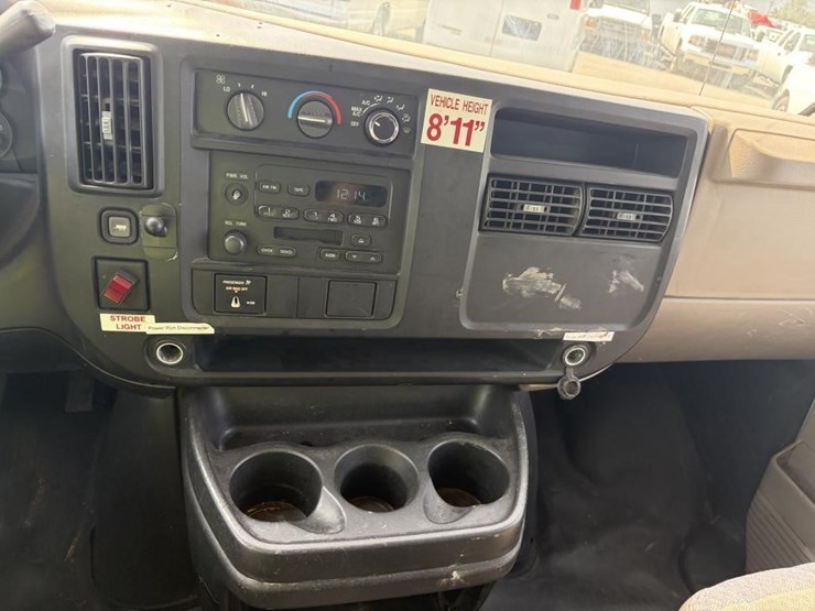 2007-chevrolet-express-2500-image-16