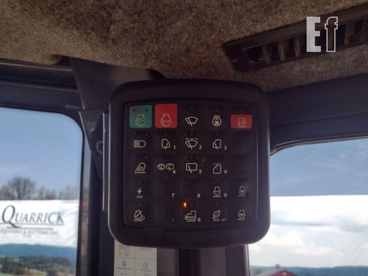 18-deere-650k-lgp-image-8