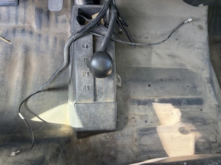 2012-gmc-sierra-2500-image-54