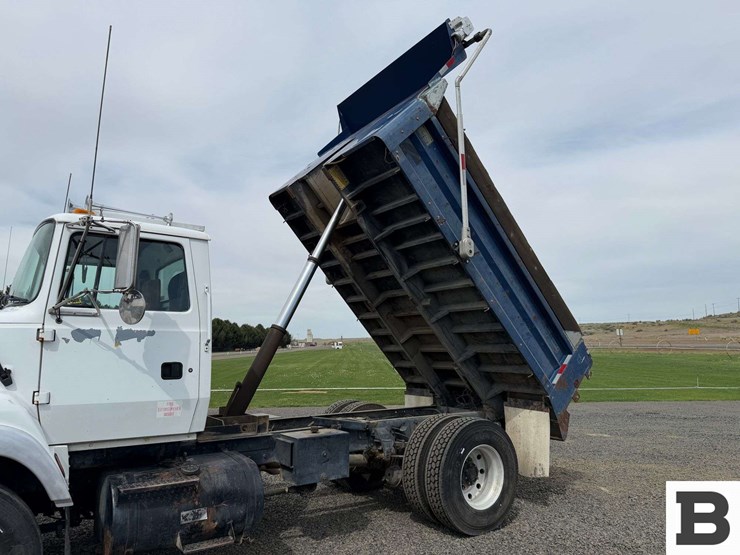 1996-ford-la9000-image-50