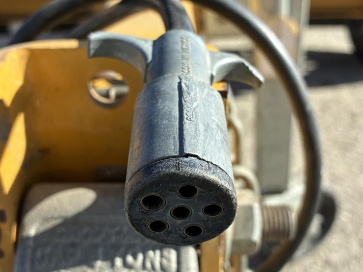 2015-vermeer-bc700xl-image-8