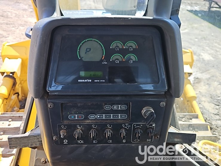 2005-komatsu-d65ex-15-image-33