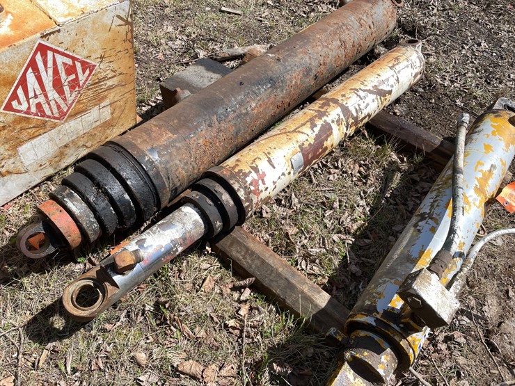 #10425-•-2-stage-hydraulic-cylinder-image-1