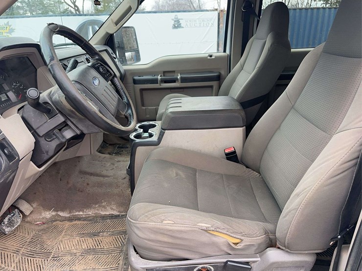 2009-ford-f250-xlt-image-26