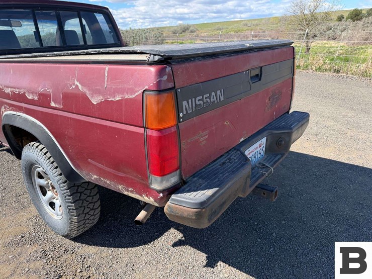 1987-nissan-pickup-image-14