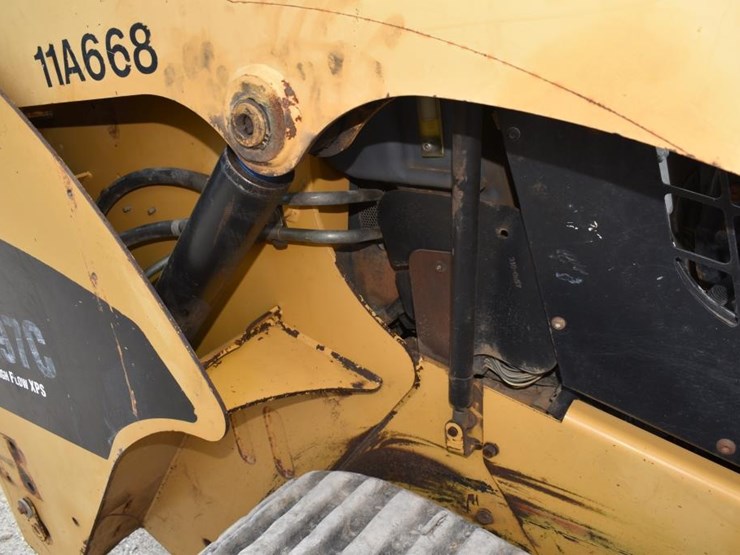 2009-caterpillar-297c-image-9