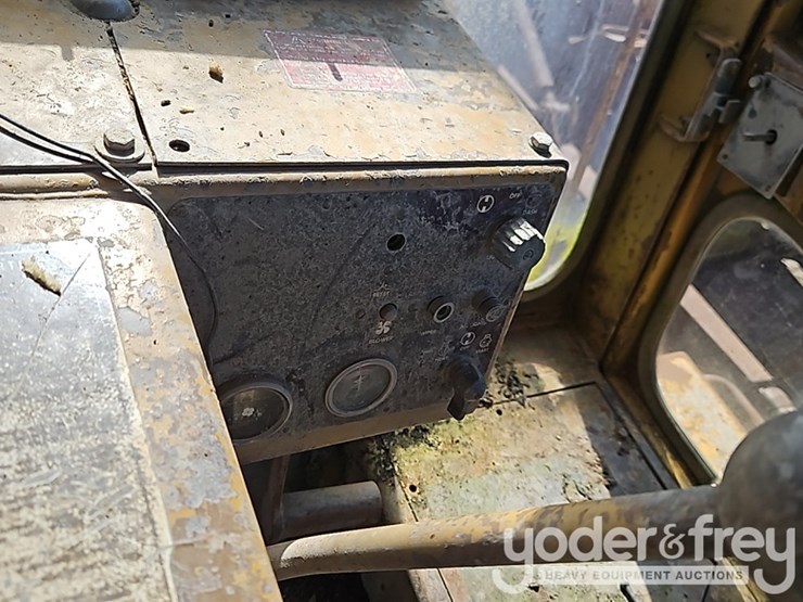 1978-caterpillar-d9h-image-38