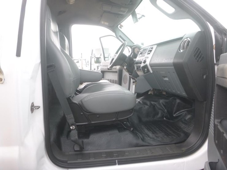 2017-ford-f750-image-10