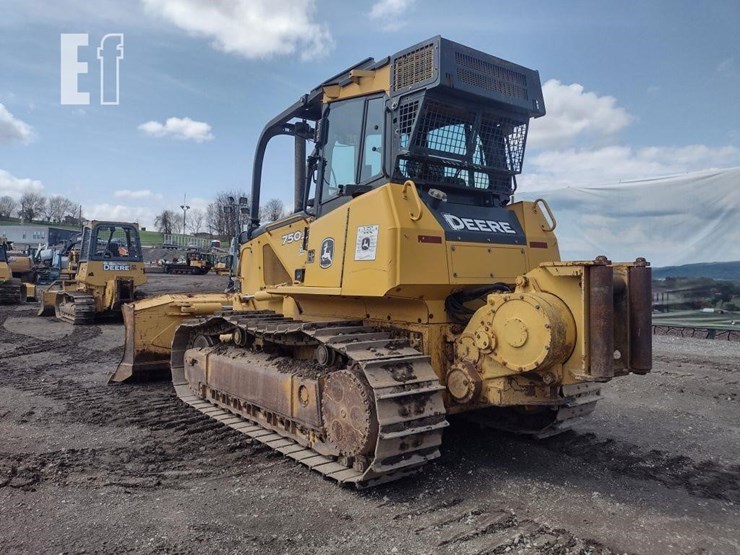 2008-deere-750j-lt-image-37