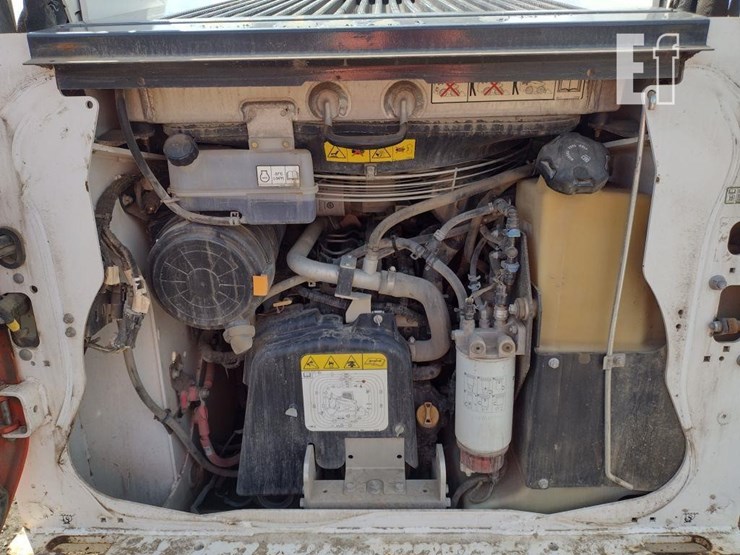 2021-bobcat-t76-image-31