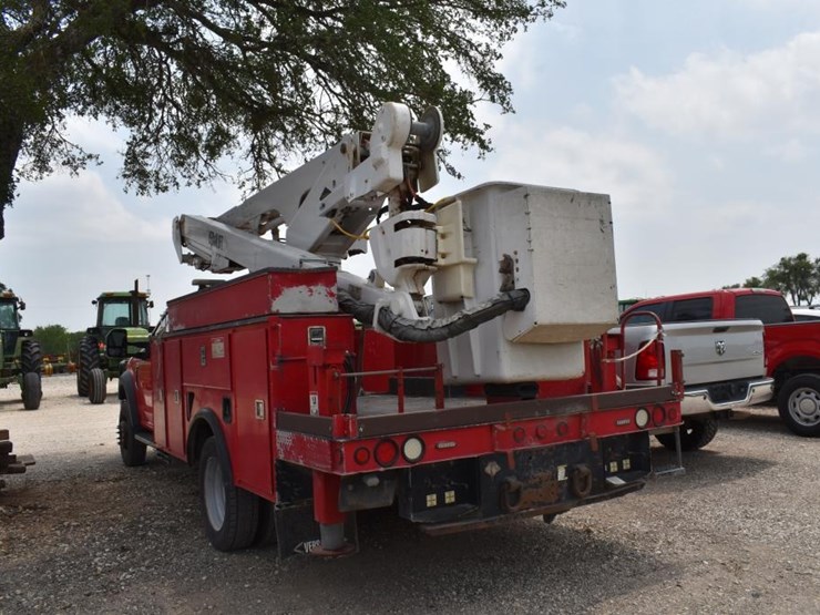 2019-ford-f550-image-4