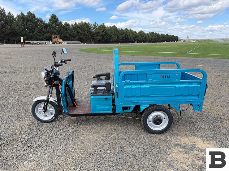 2025-ir-iret13-electric-tricycle-image-2