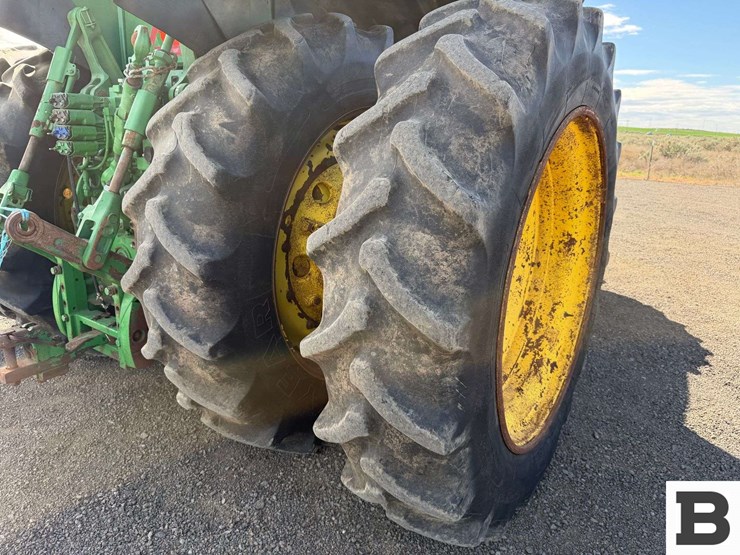 2021-john-deere-7r-210-image-37