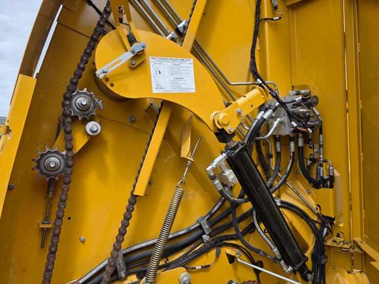 2020-vermeer-604r-signature-image-19