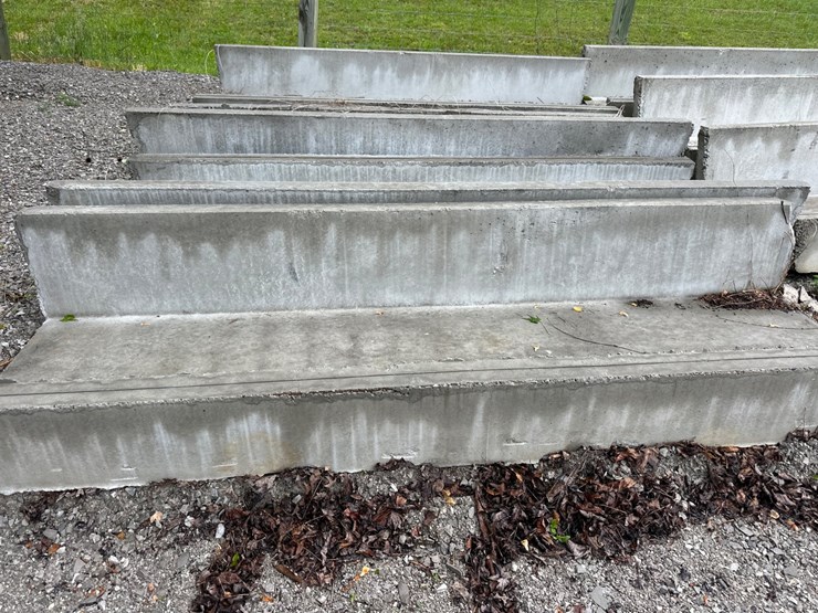 #102-•-concrete-feed-bunks-image-2
