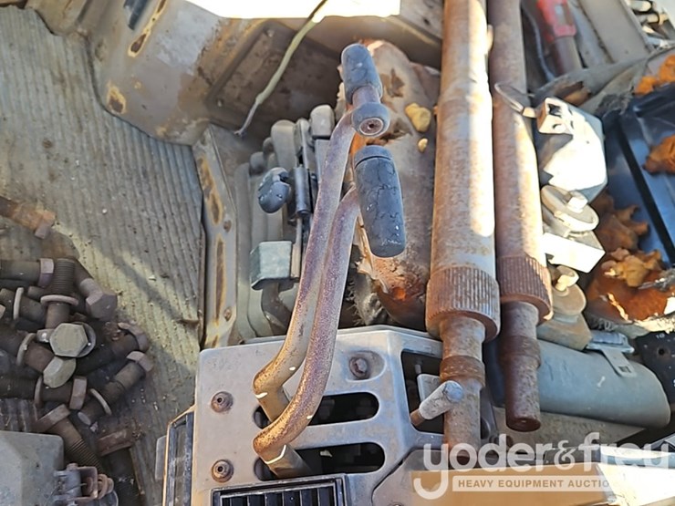 1982-caterpillar-d10-image-20