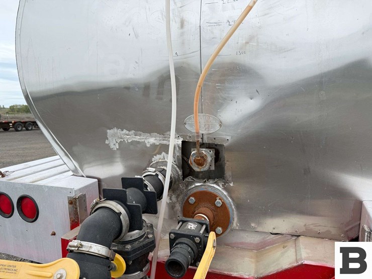 1972-brenner-tank-trailer-image-25