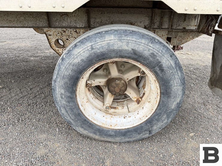 1984-fruehauf-open-top-image-18