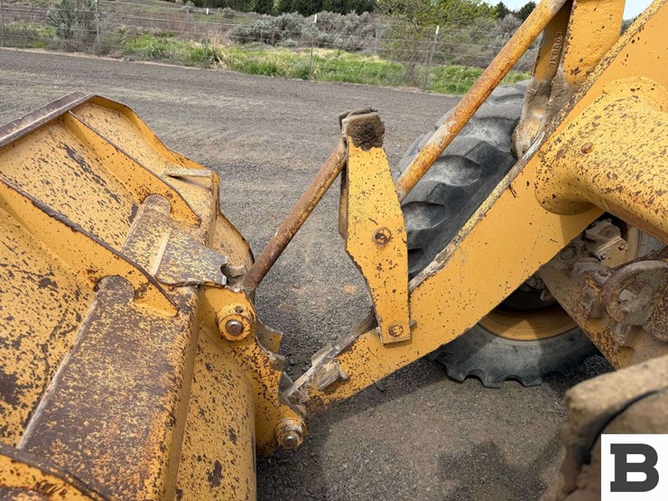 caterpillar-920-image-13