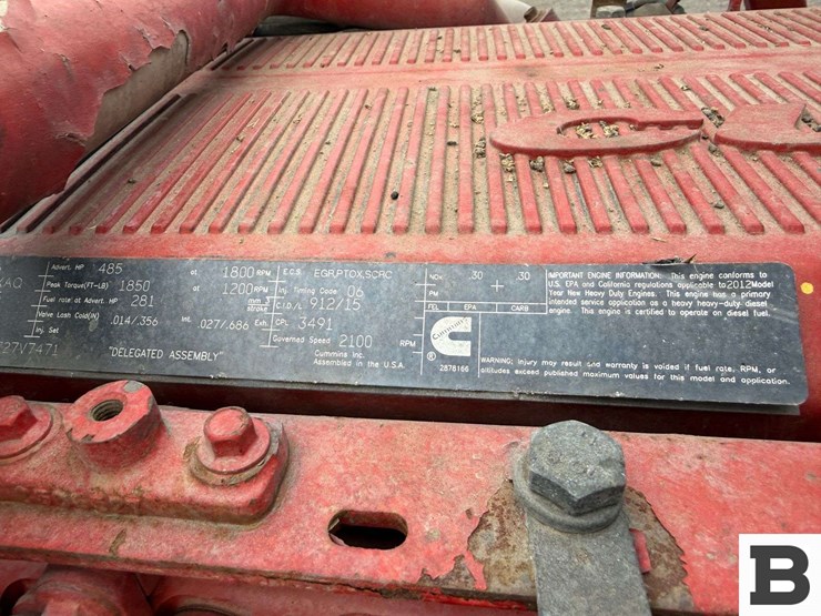 2013-peterbilt-388-image-51