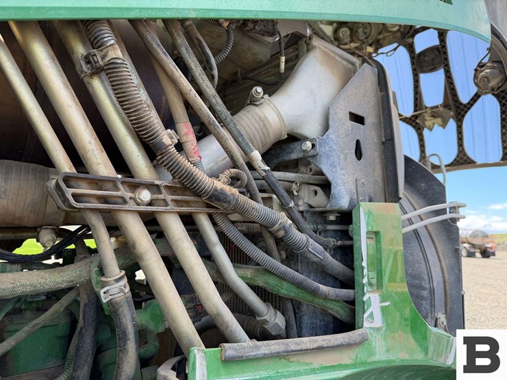 2013-john-deere-7200r-image-52