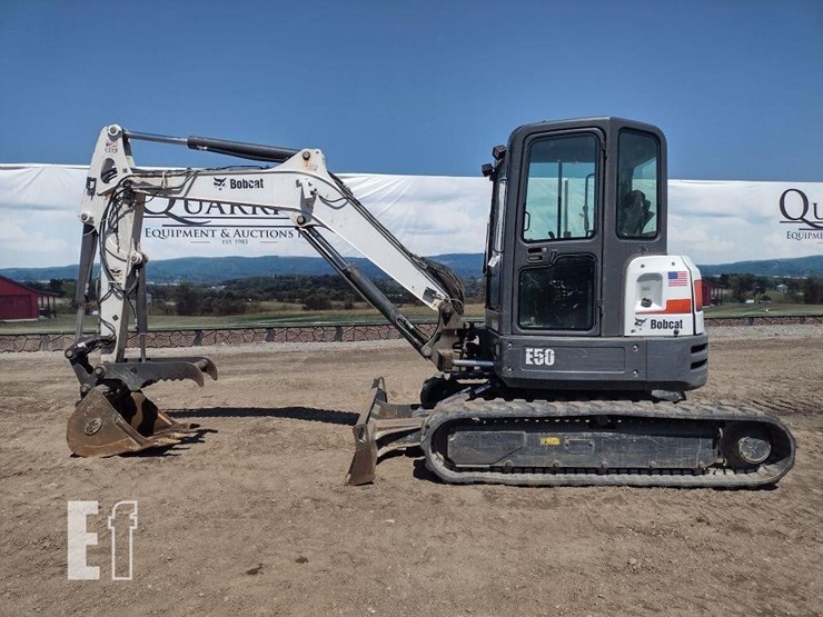 2016-bobcat-e50-image-1